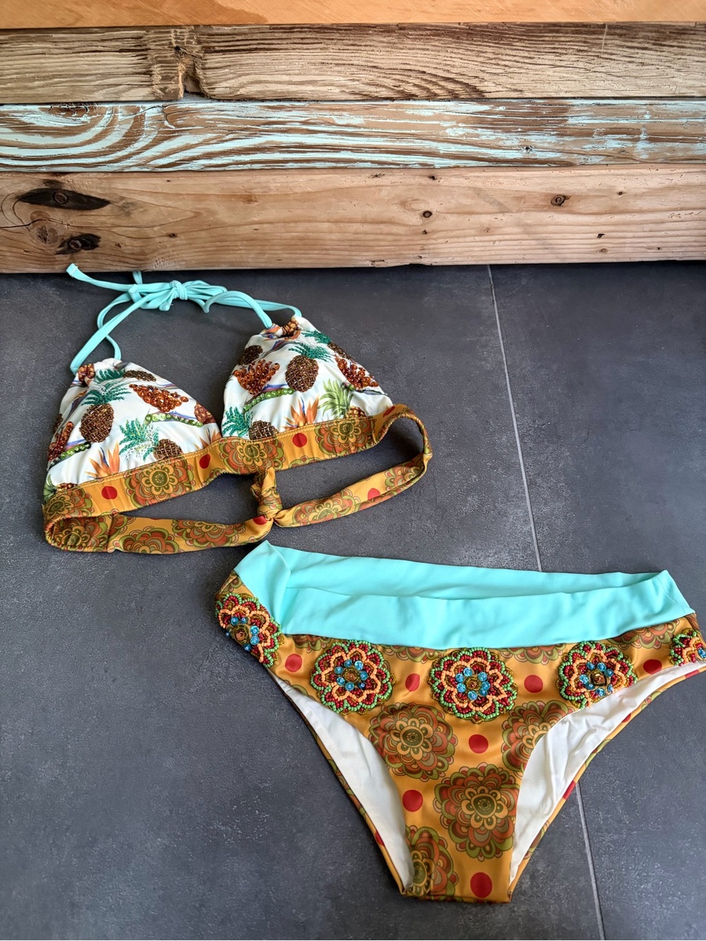 Floridita Swimwear Pineapple Beaded Bikini Set S/32 Rare Never Worn